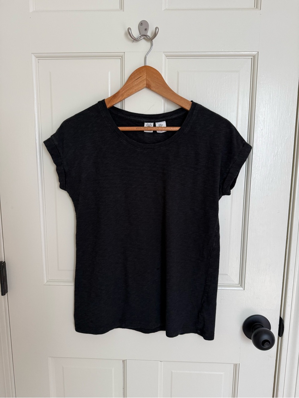 Artisan NY Classic Black Crewneck Women's Tee